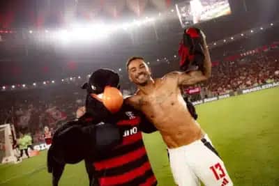 Imagem card com fundo