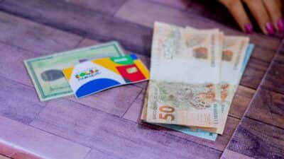 Imagem card com fundo