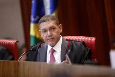 Posse de Kassio Nunes Marques no TSE: Expectativas e Temores Marcam o Evento de Hoje