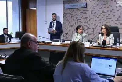 Conselho de Comunicação Social cria grupos para regulamentar audiovisual e plataformas digitais no