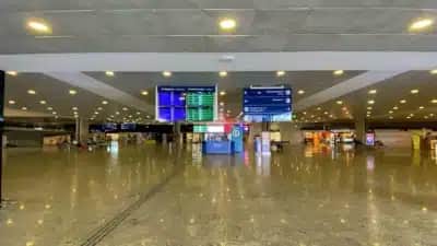 Aeroporto de Confins para por quase uma hora com mau tempo e 7 voos da Azul são desviados
