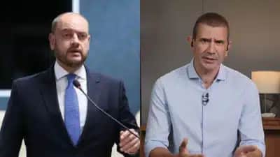 Ricardo Couto assina decreto que oficializa transição para Douglas Ruas no RJ