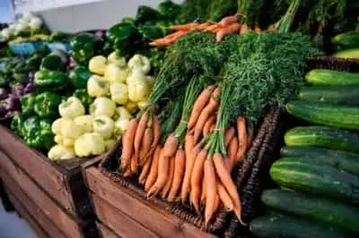 Cenoura recua 16% em setembro, mas tomate dispara 48,9% e batata sobe 32,88%