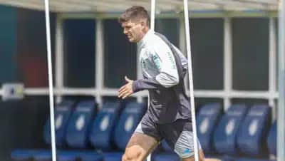 Kannemann pode pegar até 6 jogos de gancho e multa de R$ 100 mil em julgamento na quinta (22)