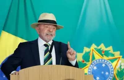 50% desaprovam Lula e 46% aprovam, mostra pesquisa Alfa com 2.700 eleitores