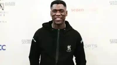 Corinthians contrata Seedorf, que já rebaixou Deportivo La Coruña em 2018