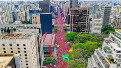 Atos pró-Lula reúnem 2 mil pessoas em 2026 e PT celebra feito inédito, diz analista