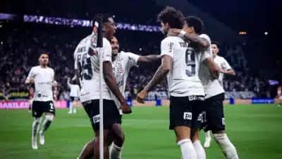Corinthians precisa de 11 pontos em seis jogos para chegar a 44, marca que nunca rebaixou em 10 anos
