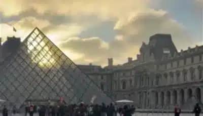Louvre fecha no sábado (24) por protestos na França: como pedir reembolso do ingresso