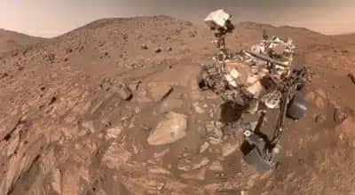 NASA acha indícios de vida em Marte, mas amostra pode ficar trancada até 2026