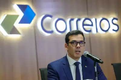 Mesmo com prejuízo de R$ 5,55 bi no semestre, Correios ganham garantia da União para novo empréstimo