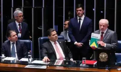 Alcolumbre quer negociar indulto ou anistia a Bolsonaro para garantir reeleição no Senado