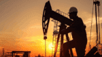 A Organização dos Países Exportadores de Petróleo (Opep+) eleva a produção em 411 mil barris por dia pela terceira vez consecutiva