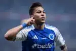 Kaio Jorge, do Cruzeiro, anota gol em lance de velocidade no Campeonato Brasileiro