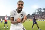 Mauro Cezar destacou o Botafogo após a “vitória histórica” contra o PSG: “Atuação defensiva excelente”