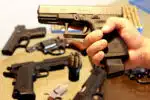 A Receita Federal divulga regulamento para a concessão de licença de porte de armas a fiscais do fisco