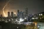 Apenas serviços essenciais operam, informa em Israel