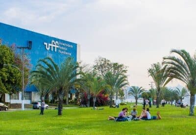 Imagem card com fundo