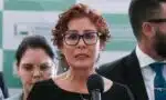 Carla Zambelli afirma ter deixado o Brasil, após ter sido julgada e condenada à prisão pelo Supremo Tribunal Federal