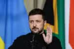 Zelensky sanciona lei que limita a autonomia de órgãos de combate à corrupção