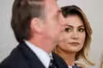 Bolsonaro afirma desconhecer a procedência do pen drive encontrado no banheiro e indagará a Michelle sobre sua autoria