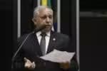 Senador interrompe o envio de emendas a uma associação investigada pela PF