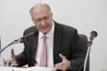 Alckmin discute aumento de tarifas com secretário de Comércio dos EUA