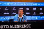 Carlos Vinícius explica os motivos que o levaram a escolher o Grêmio