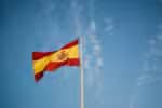 Extremistas de direita e imigrantes se enfrentam na Espanha