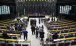 Partidários de governos defendem o caráter inadequado da taxa proposta; oposição busca reunião de autoridades