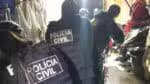 Homem assassina irmão transgênero com faca em Santa Catarina