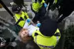 Em Londres, autoridades do Reino Unido detiveram diversas pessoas ligadas ao grupo Palestine Action