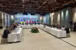 Discussões entre Rússia e Ucrânia apresentam divergências e a sugestão de um encontro entre Putin e Zelensky