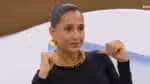 Camila Pitanga surge com o companheiro e a herdeira