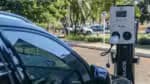 Venda de veículos elétricos e híbridos diminui 21&percnt; no primeiro semestre