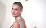 Charlize Theron declara ter um relacionamento com homem de 26 anos: “Realmente incrível”