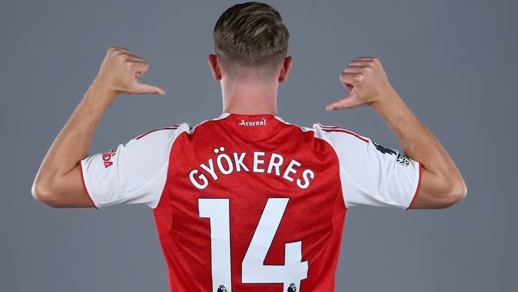 Arteta comemora a decisão de Gyökeres vestir o número 14 no Arsenal