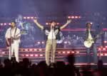 Joe Jonas aparece com os Jonas Brothers embalados por música brasileira
