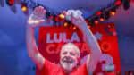 Nova campanha do ex-presidente Lula busca antecipar eleições, afirmam especialistas