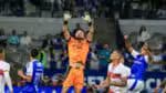 Goleiro do CRB se destaca, impede a investida do Cruzeiro e conquista nota máxima