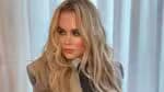 Nicole Kidman surge com seus cabelos da cor natural; confira