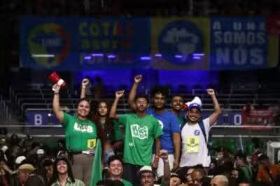 Imagem card com fundo