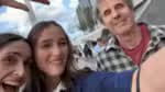 Walter Salles surge em apresentação de artista musical famoso