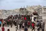 Acidente com veículo de assistência humanitária em Gaza causa a morte de 20 indivíduos