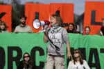Cerca de 200 ativistas, entre eles Greta Thunberg, interrompem o funcionamento da principal refinaria da Noruega