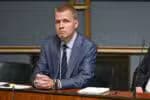 Deputado finlandês de 30 anos falece no Parlamento