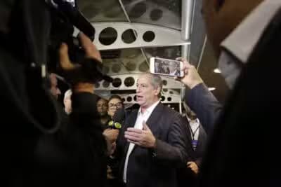 Imagem card com fundo