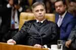 Juiz Mendonça suspende processo sobre indenização de servidores da Previdência Social