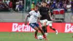 Corinthians e Bahia se confrontam no Brasileirão nos bastidores em disputa