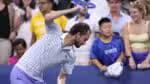 Ex-top ten demonstra raiva e quebra raquete após discussão com árbitro no US Open